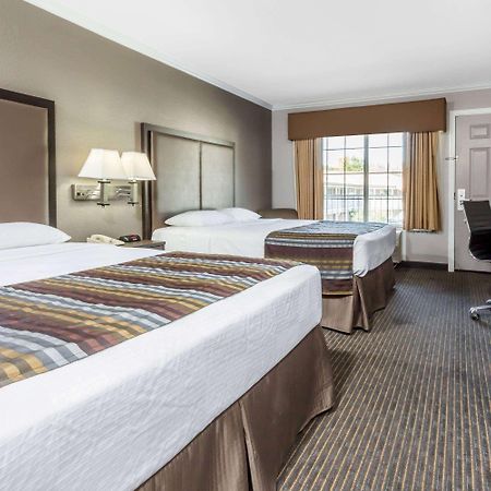 Super 8 By Wyndham Mountain View Motel Luaran gambar