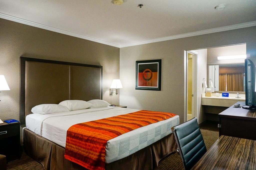 Super 8 By Wyndham Mountain View Motel Luaran gambar