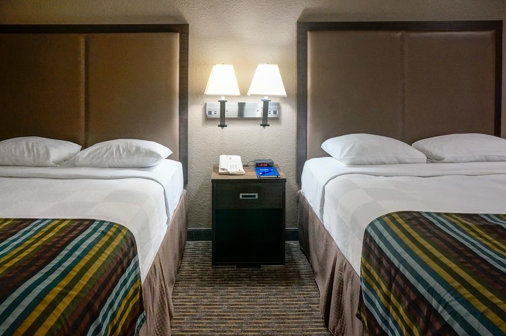 Super 8 By Wyndham Mountain View Motel Luaran gambar
